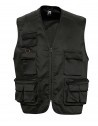 Gilets > Wild vest - Multipockets Multipocket men vest. Resistant thanks to its polycotton fabric. 9 pockets including 1 cell phone pocket. Half lining in nylon mesh.